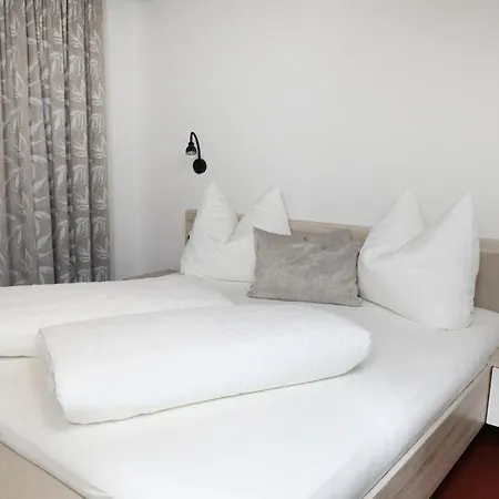 Guest house Fruehstueckspension Jagdhof 2*